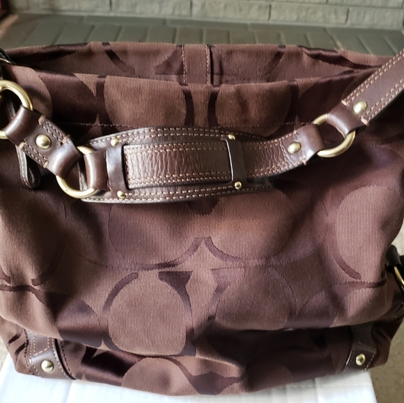 COACH HOBO BAG - Picture 2 of 4